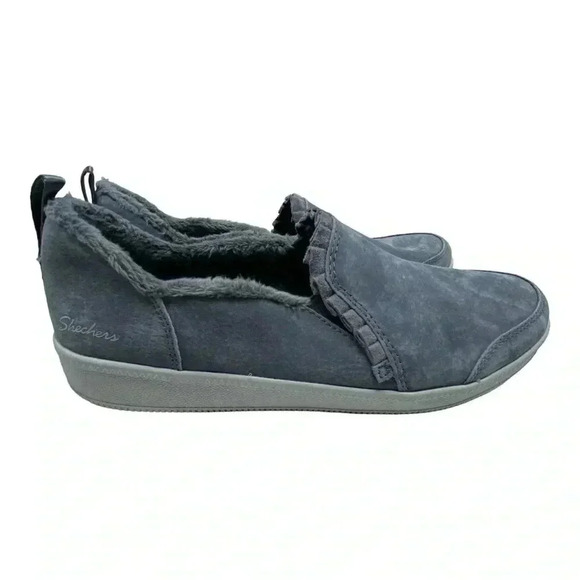 Skechers Madison Ave memory foam Plush and suede slip on Sneaker 6.5 sn27119 - Picture 1 of 7